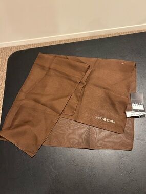 Punt Roma Brown  Scarf with Logo